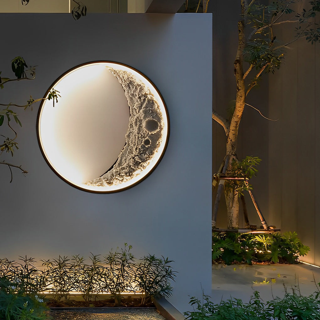 Round Resin Crescent Moon LED Outdoor Wall Sconce IP54 Black