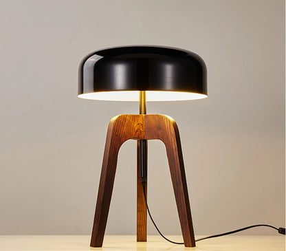 Pileo Porada Floor Lamp – Solid Wood Tripod Light