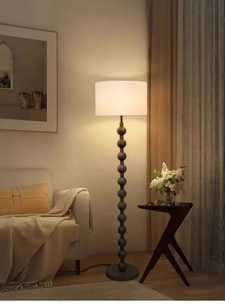Hugo Barbell Floor Lamp – Sculptural Bedroom Atmosphere Lamp