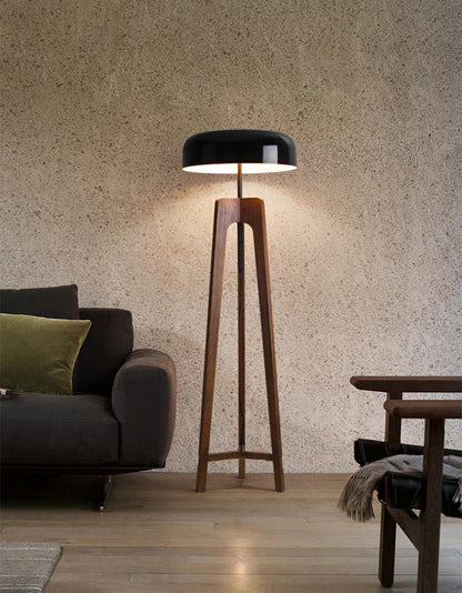 Pileo Porada Floor Lamp – Solid Wood Tripod Light