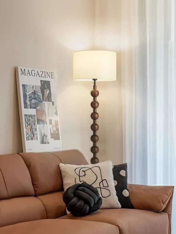 Hugo Barbell Floor Lamp – Sculptural Bedroom Atmosphere Lamp