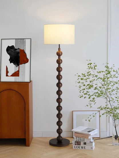 Hugo Barbell Floor Lamp – Sculptural Bedroom Atmosphere Lamp