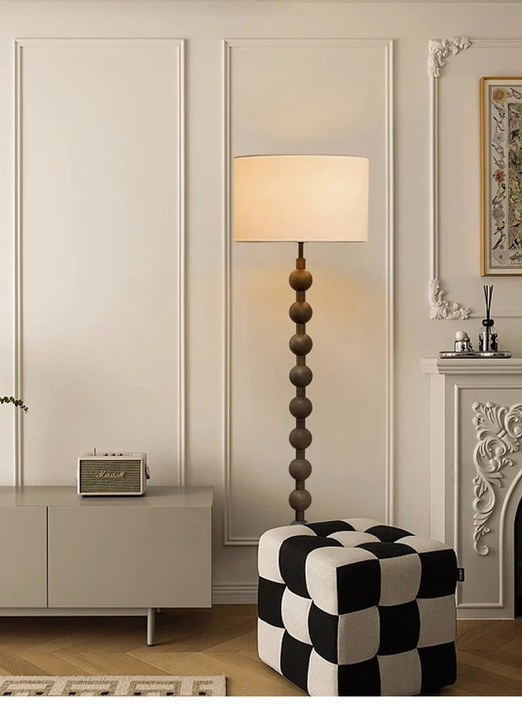 Hugo Barbell Floor Lamp – Sculptural Bedroom Atmosphere Lamp