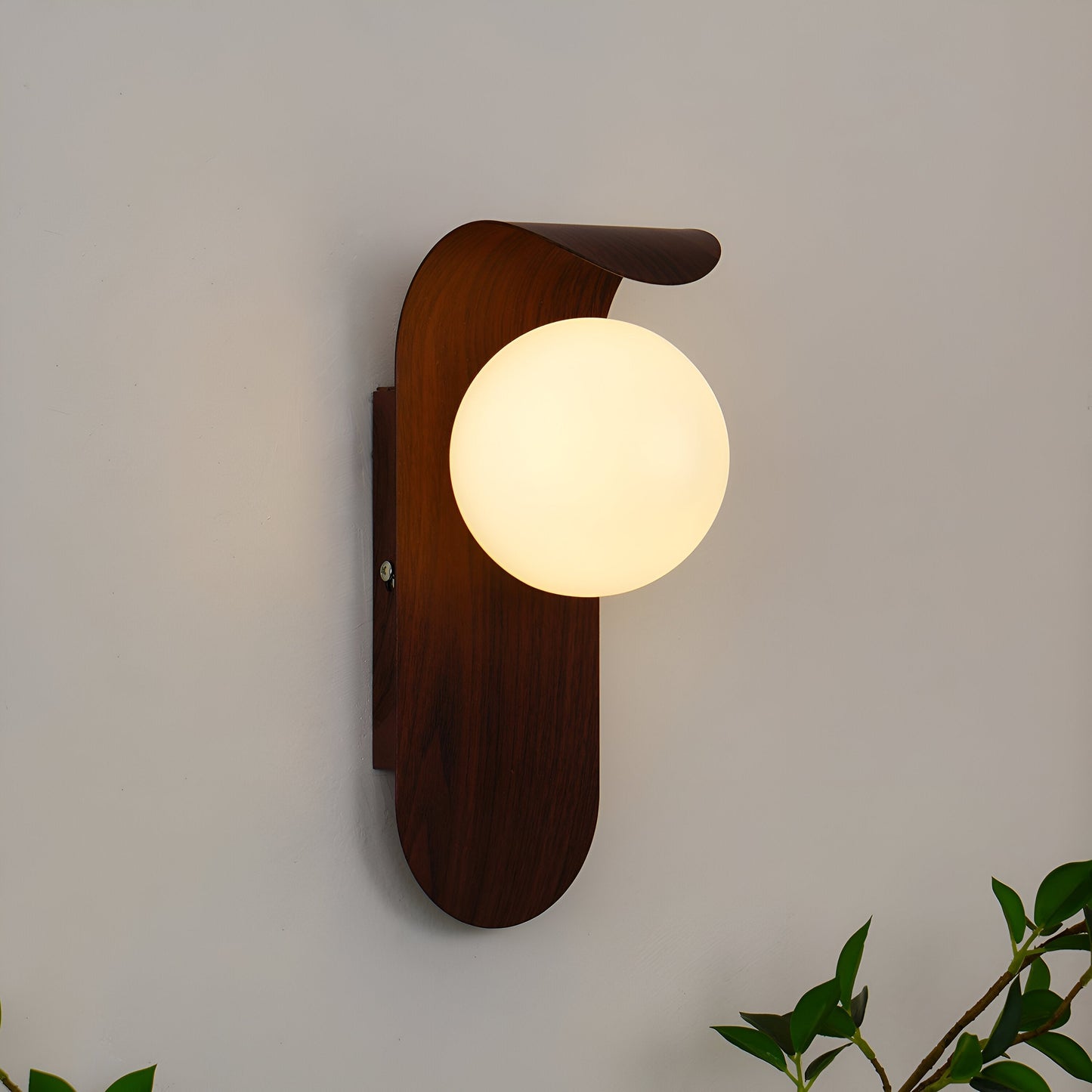 Nordic Wood Wall Sconce – Modern Indoor Wall Light