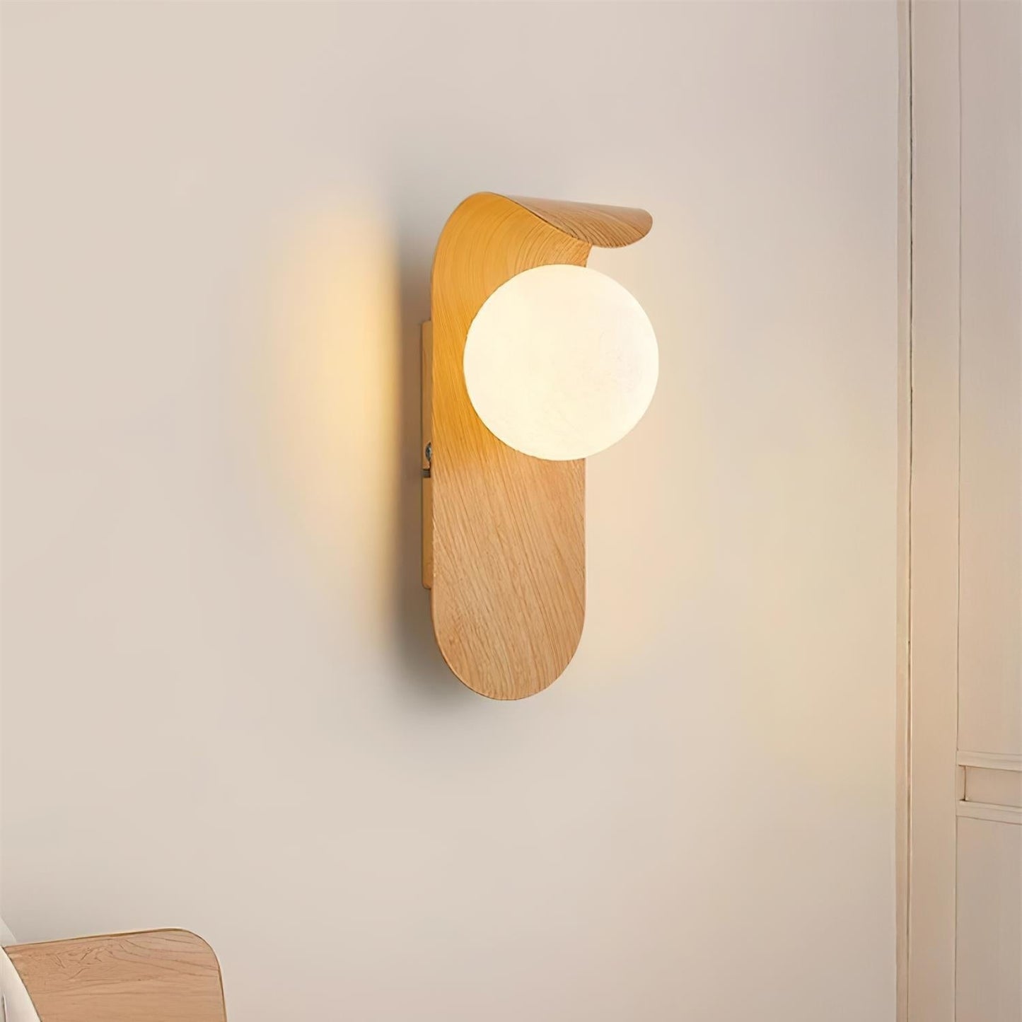Nordic Wood Wall Sconce – Modern Indoor Wall Light