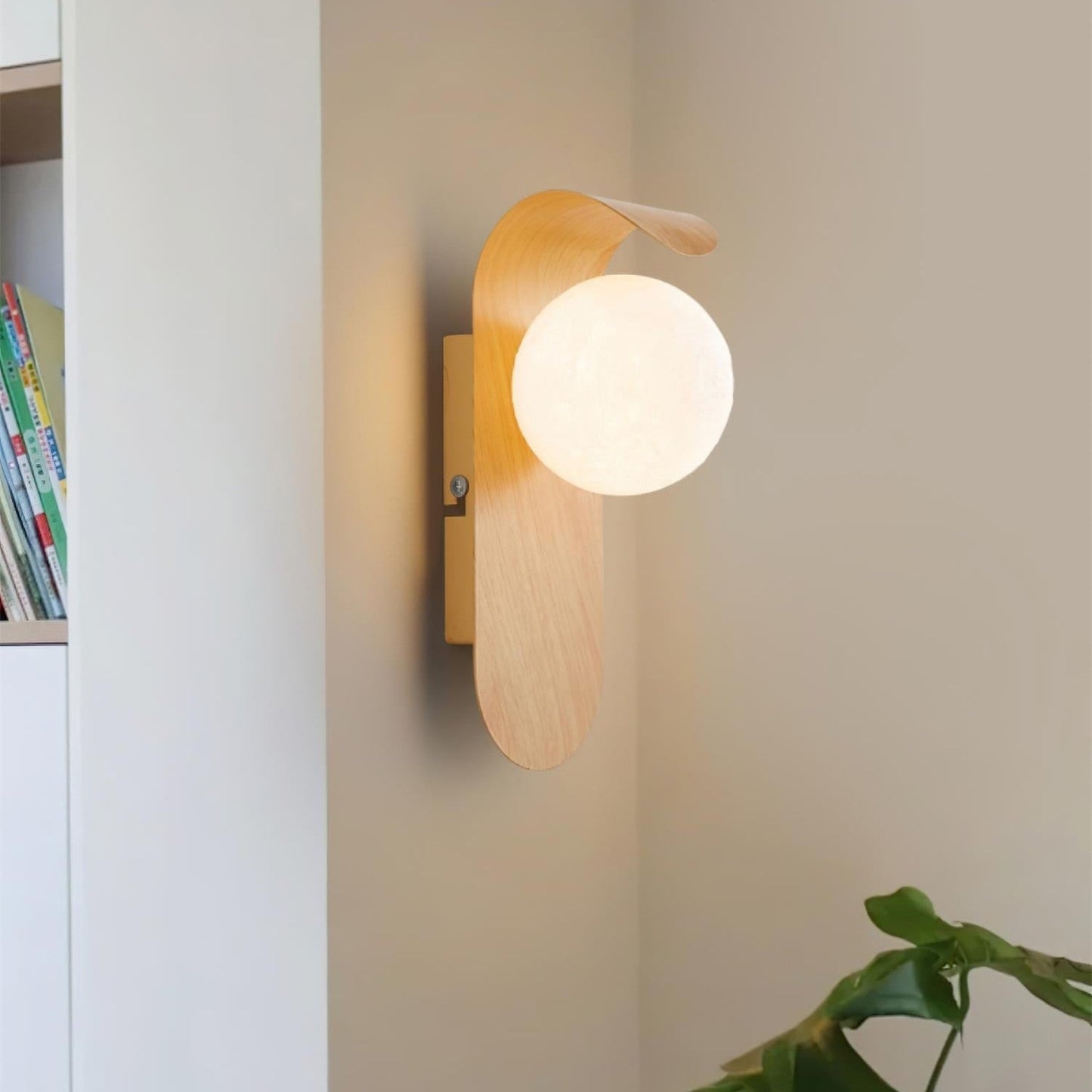 Nordic Wood Wall Sconce – Modern Indoor Wall Light
