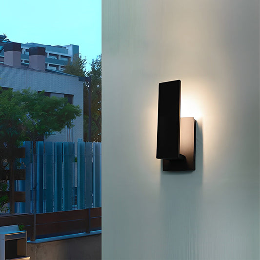 Modern LED Outdoor Wall Sconce Die-Cast Aluminum Black IP65 3000K 2 Sizes Wide Voltage