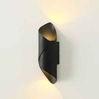 Modern wall light with IP65 water resistance – LED lighting for indoor and outdoor use
