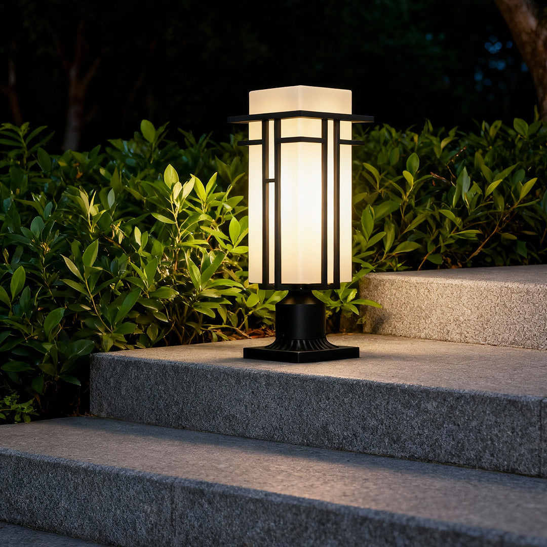 Retro Black Die-Cast Aluminum Path Light Frosted Glass 7W LED Outdoor IP55 Garden Gate