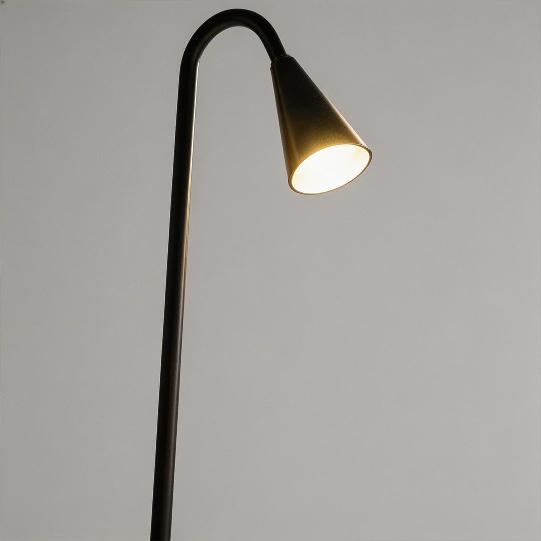 Industrial Multi-Head Bellflower LED Outdoor Floor Lamp IP55 Die-Cast Aluminium 3000K