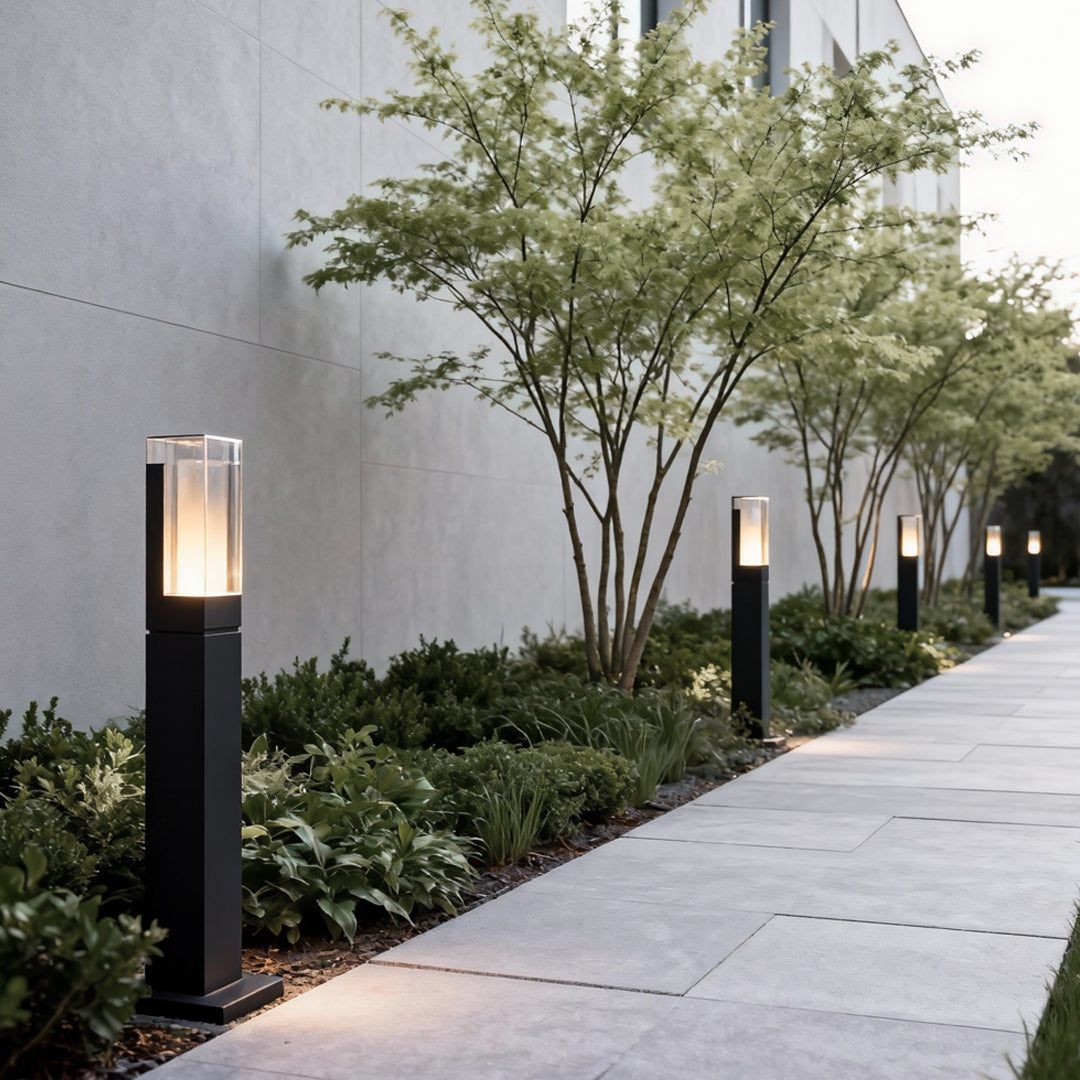 Modern Cuboid LED Bollard Light Waterproof Outdoor Pathway Lighting Black Aluminum Minimalist Landscape Light IP54