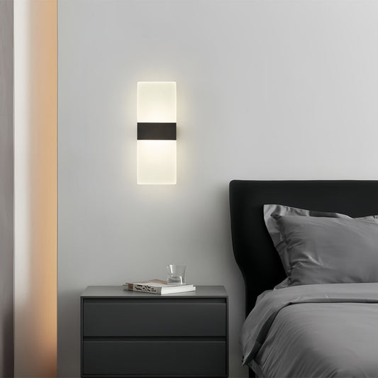 Modern Brass LED Wall Sconce – Minimalist Luxury Decorative Wall Light