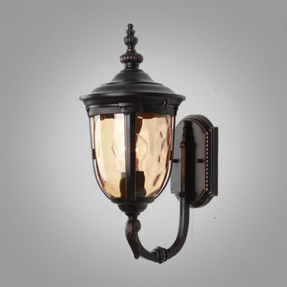 Copper-Tone Retro Outdoor Wall Lantern E27 IP54 American Style Die-Cast