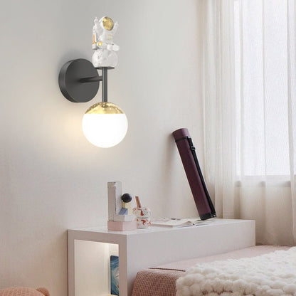Modern Astronaut Wall Sconce – 3-Step Dimmable LED Indoor Wall Light