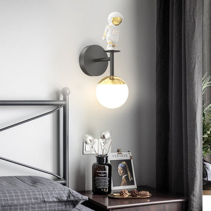 Modern Astronaut Wall Sconce – 3-Step Dimmable LED Indoor Wall Light