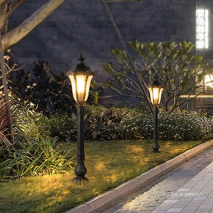 Retro Outdoor Lamp Post Black Iron Cracked PC Shade IP54 Romantic Villa Garden 33 Inch