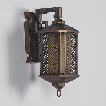 Classical Hollow Pattern Outdoor Wall Lantern Iron Glass E27 IP54 3000K Copper Courtyard Villa Corridor 36 Inch
