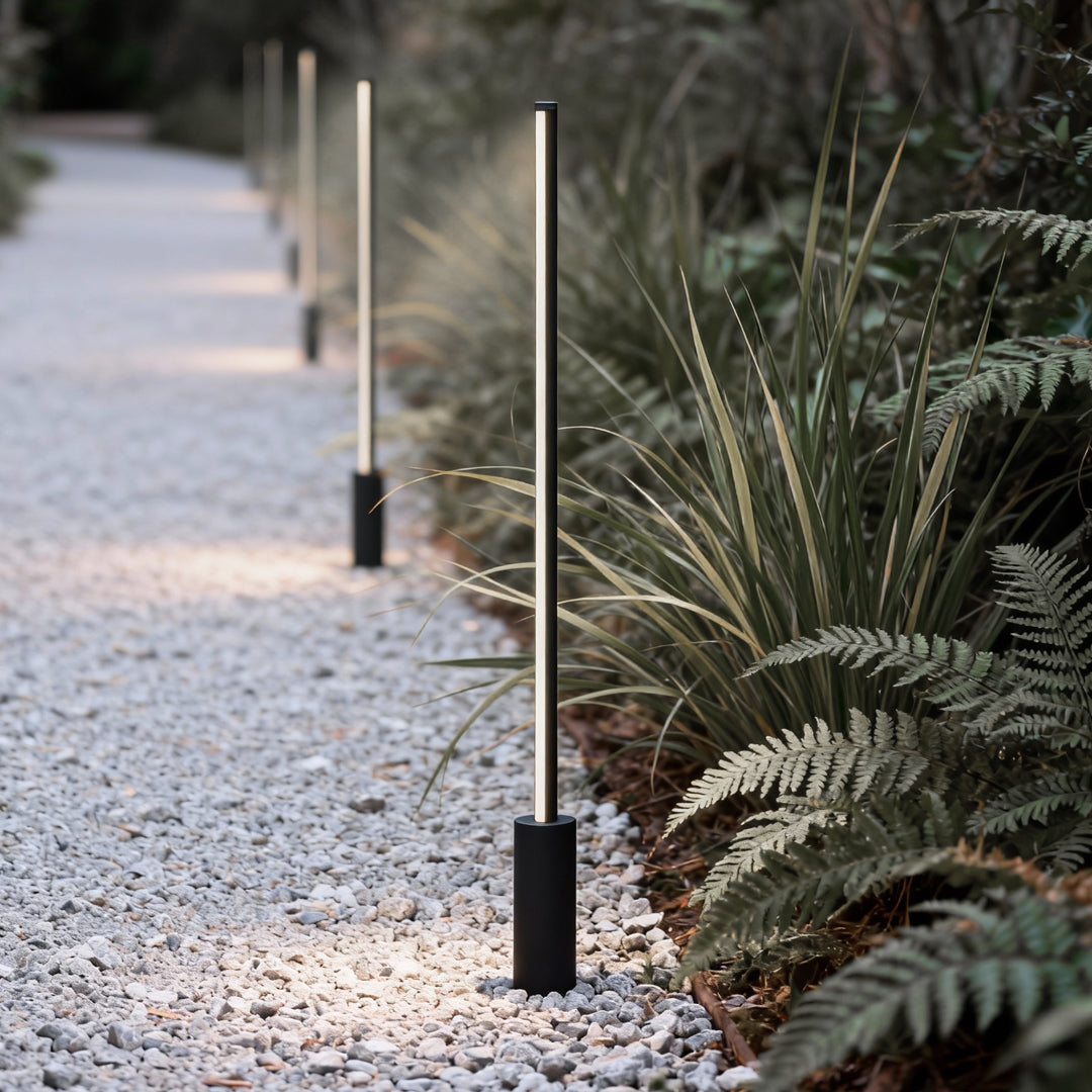 Contemporary Linear LED Outdoor Floor Lamp IP65 Stainless Steel 4 Heights 3000K