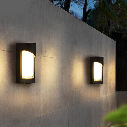 Modern LED Outdoor Wall Sconce Die-Cast Aluminum PC Shade IP55 3000K 2 Styles 2 Sizes Black