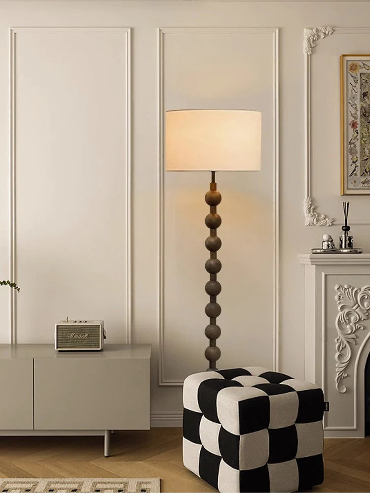 Hugo Barbell Floor Lamp – Sculptural Bedroom Atmosphere Lamp