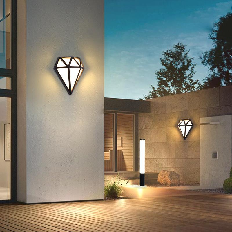 Modern LED Outdoor Wall Sconce Diamond Shape Aluminum Acrylic IP54 18W 3200K Black 13 Inch