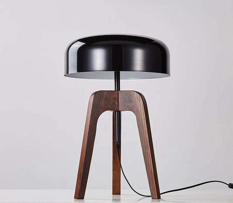 Pileo Porada Floor Lamp – Solid Wood Tripod Light