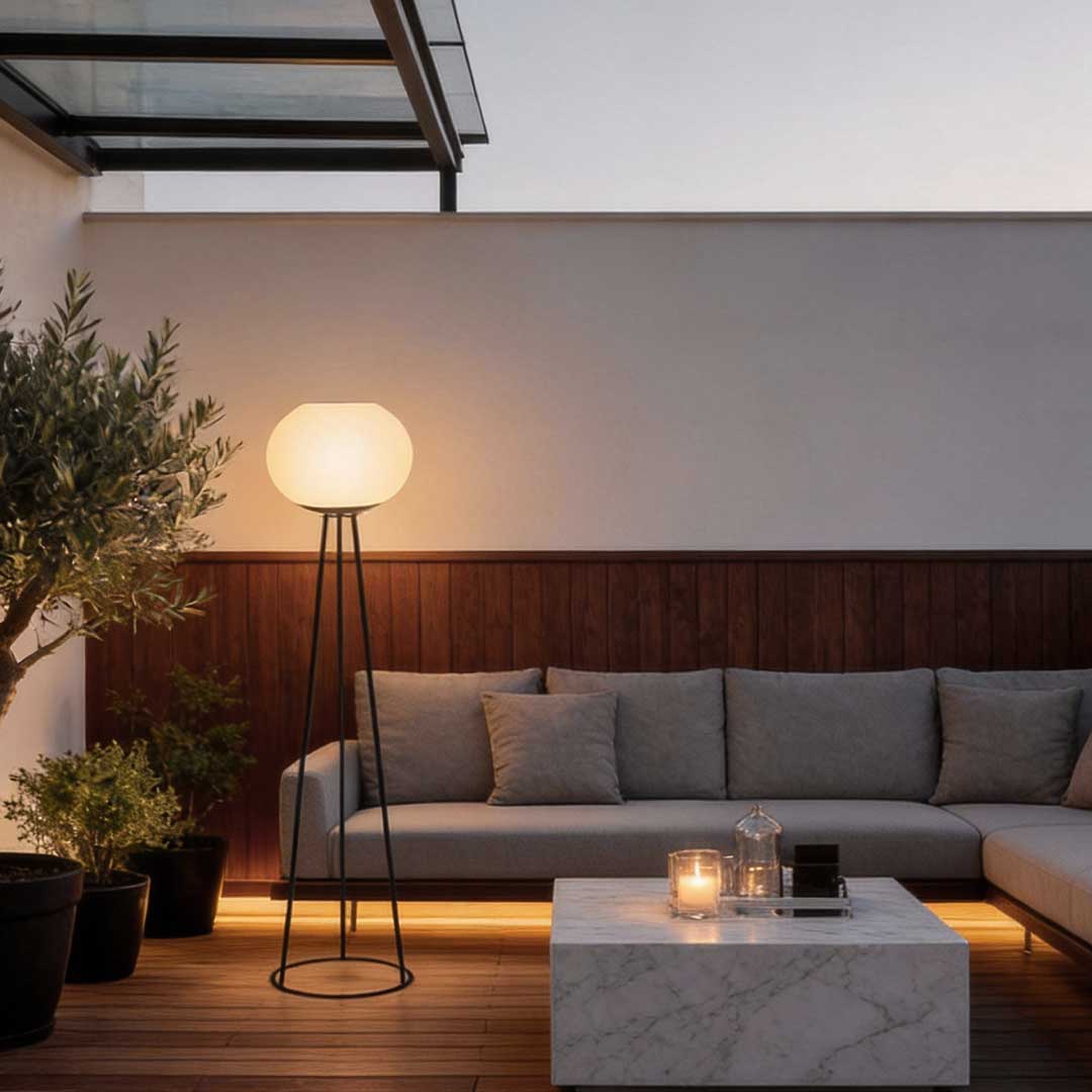 Solar Tripod Globe LED Outdoor Floor Lamp IP65 3-Step CCT Metal PE Dusk-to-Dawn