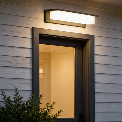 Modern Aluminum PC Outdoor Wall Sconce Black Solar or Hardwired IP54 CRI80 22000mAh 3 Widths Balcony Garden
