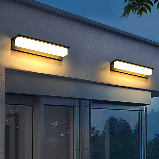 Modern Aluminum PC Outdoor Wall Sconce Black Solar or Hardwired IP54 CRI80 22000mAh 3 Widths Balcony Garden