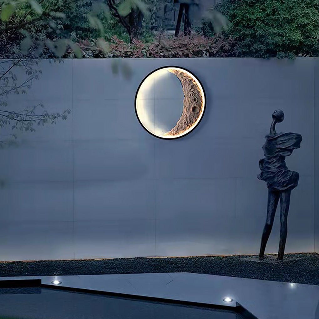 Round Resin Crescent Moon LED Outdoor Wall Sconce IP54 Black