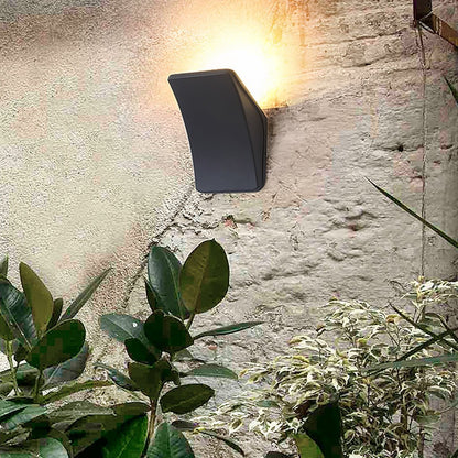 Modern LED Outdoor Wall Sconce Die-Cast Aluminum Glass Unique Angle 12W IP65 Black 1-Light 2-Light
