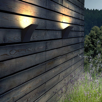Modern LED Outdoor Wall Sconce Die-Cast Aluminum Glass Unique Angle 12W IP65 Black 1-Light 2-Light