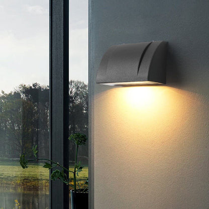 Modern LED Outdoor Wall Sconce Down Facing Aluminum Glass Sandblasted Black IP54 8W 3000K