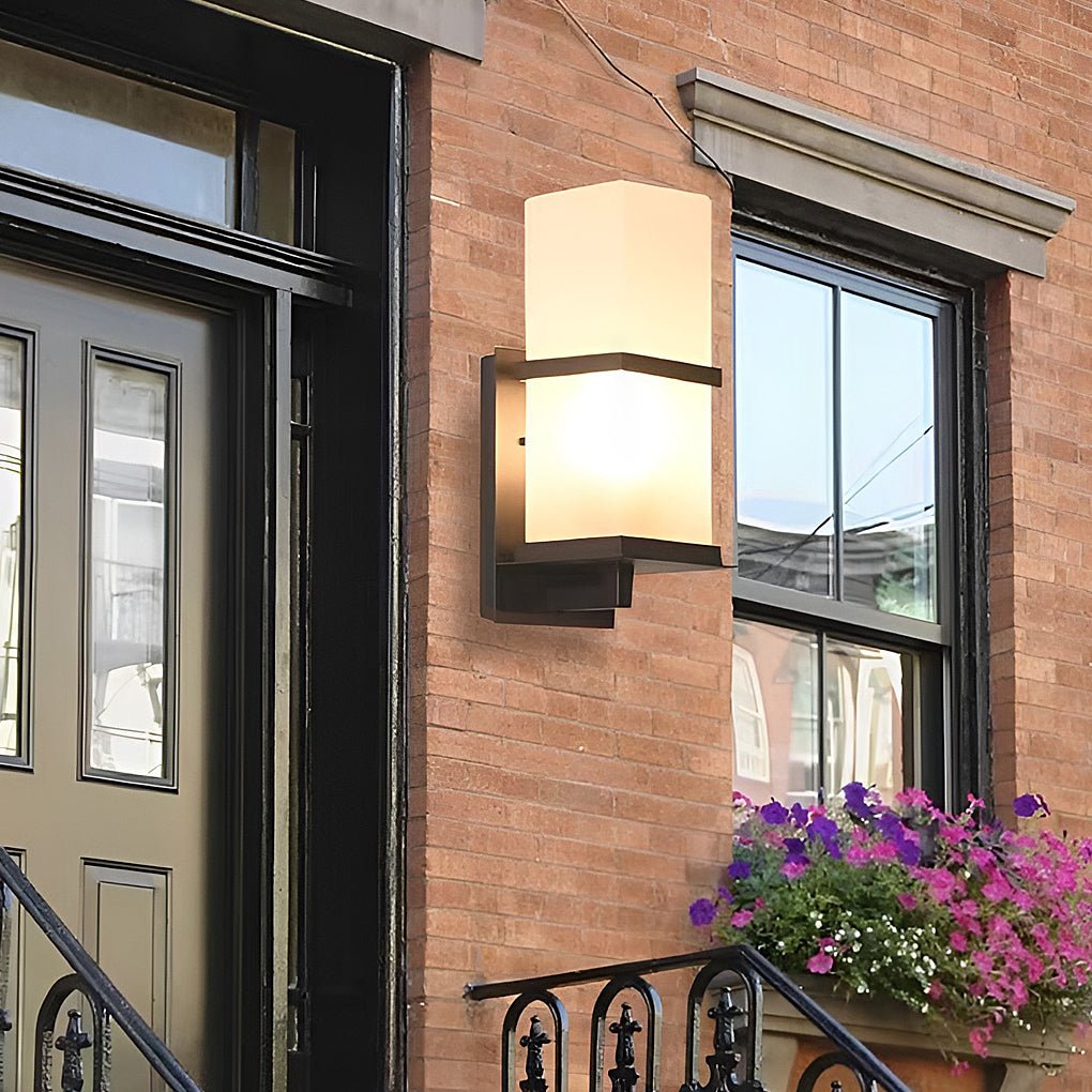 Modern Minimalist Black Outdoor Wall Sconce Frosted Glass E27 IP65 100-265V