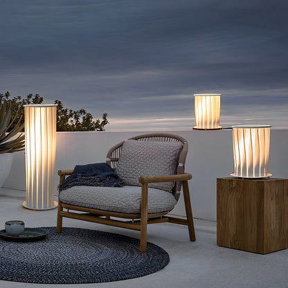 Modern Twisted Metal Outdoor Lantern Floor Lamp Nordic LED Solar/Hardwired White