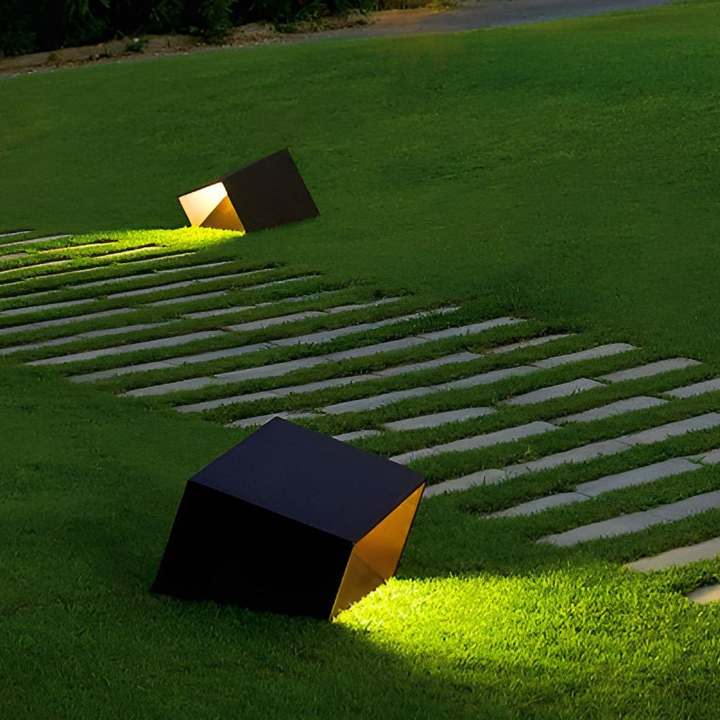 Geometric Cube Path Light | Solar & Hardwired LED Outdoor Landscape Light