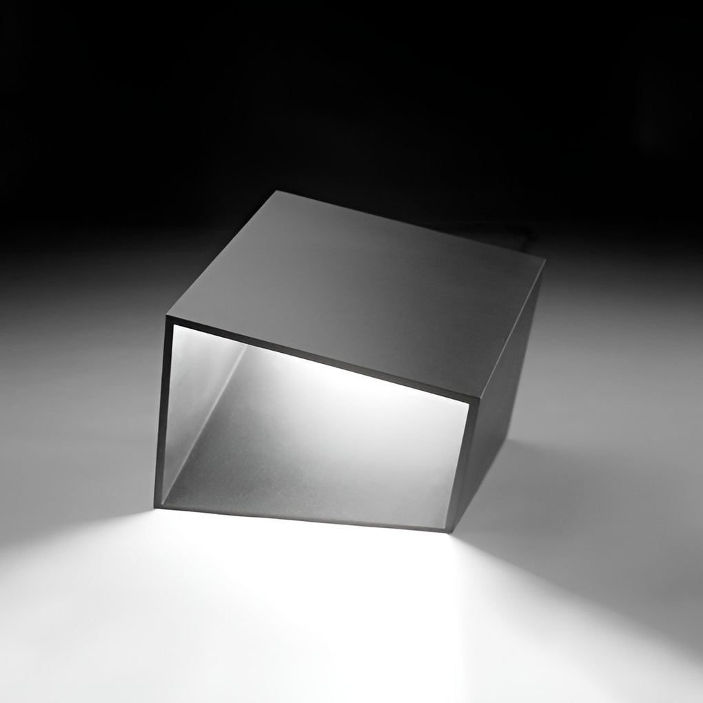 Geometric Cube Path Light | Solar & Hardwired LED Outdoor Landscape Light