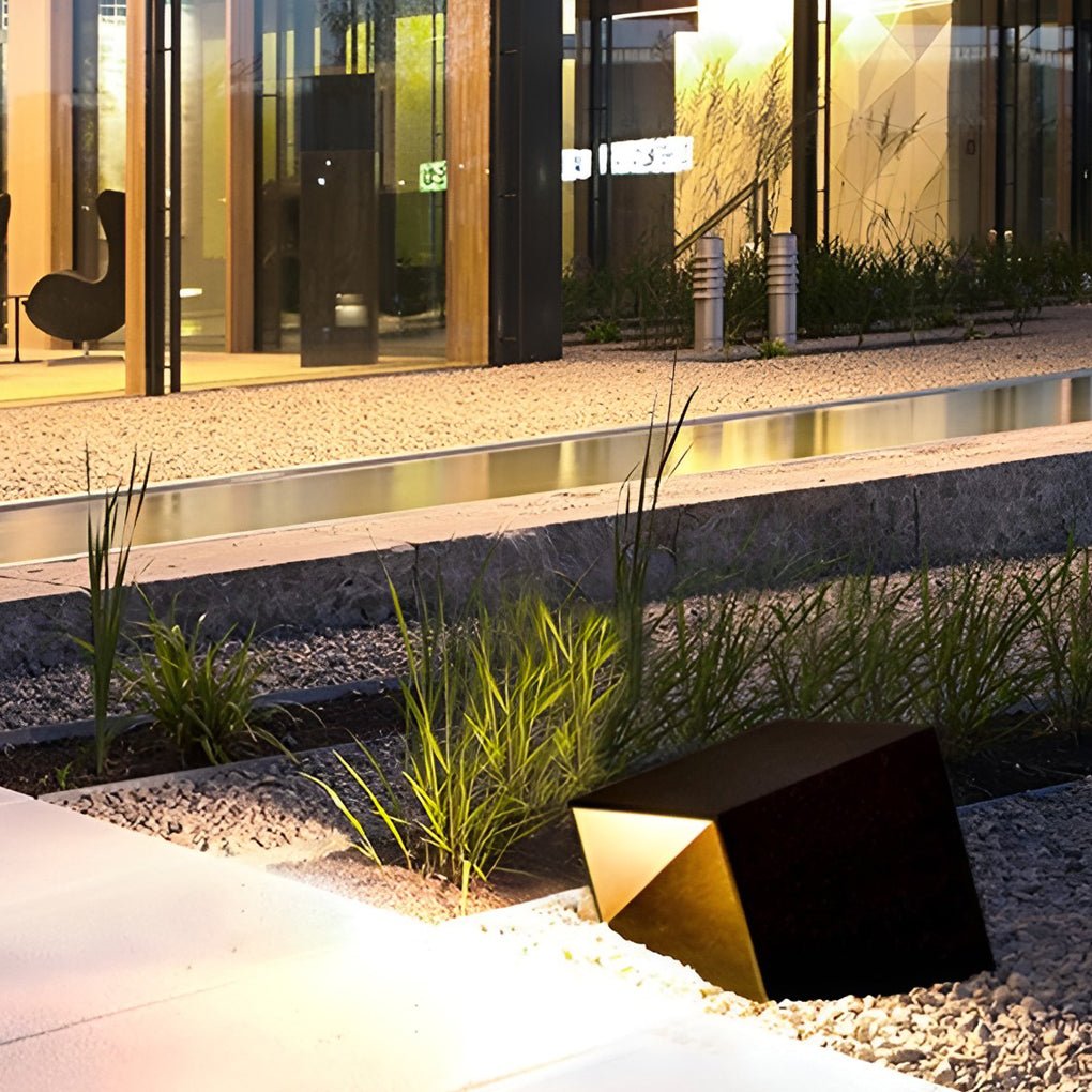 Geometric Cube Path Light | Solar & Hardwired LED Outdoor Landscape Light