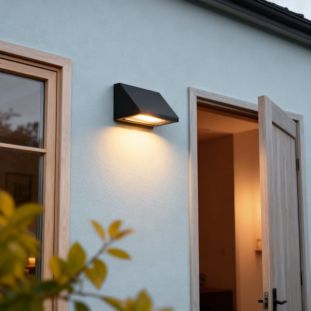 Modern LED Outdoor Wall Sconce OSRAM Chip IP65 Military Grade 8W 3000K Semicircle Triangle Black CRI80