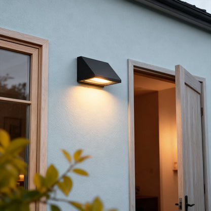 Modern LED Outdoor Wall Sconce OSRAM Chip IP65 Military Grade 8W 3000K Semicircle Triangle Black CRI80