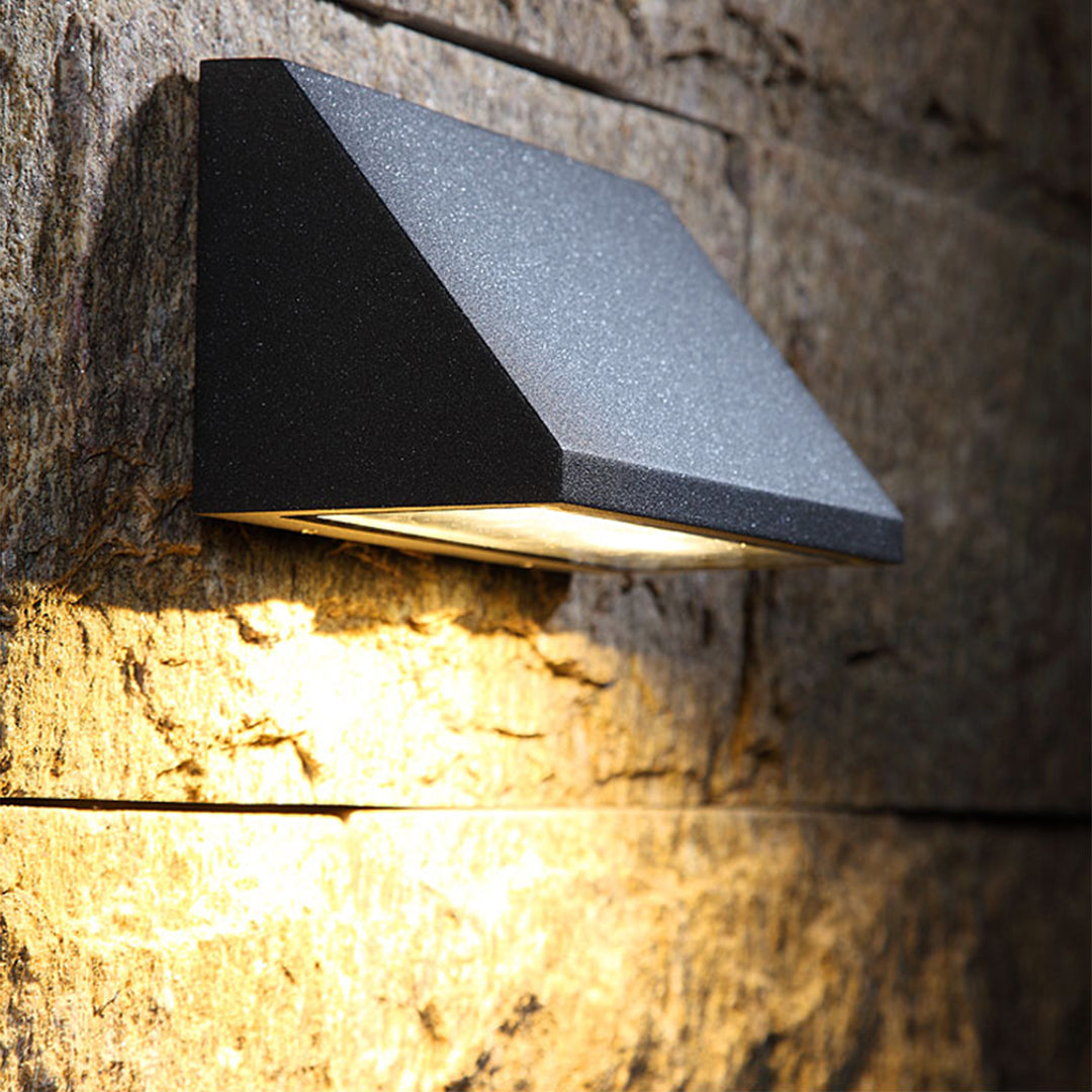 Modern LED Outdoor Wall Sconce OSRAM Chip IP65 Military Grade 8W 3000K Semicircle Triangle Black CRI80