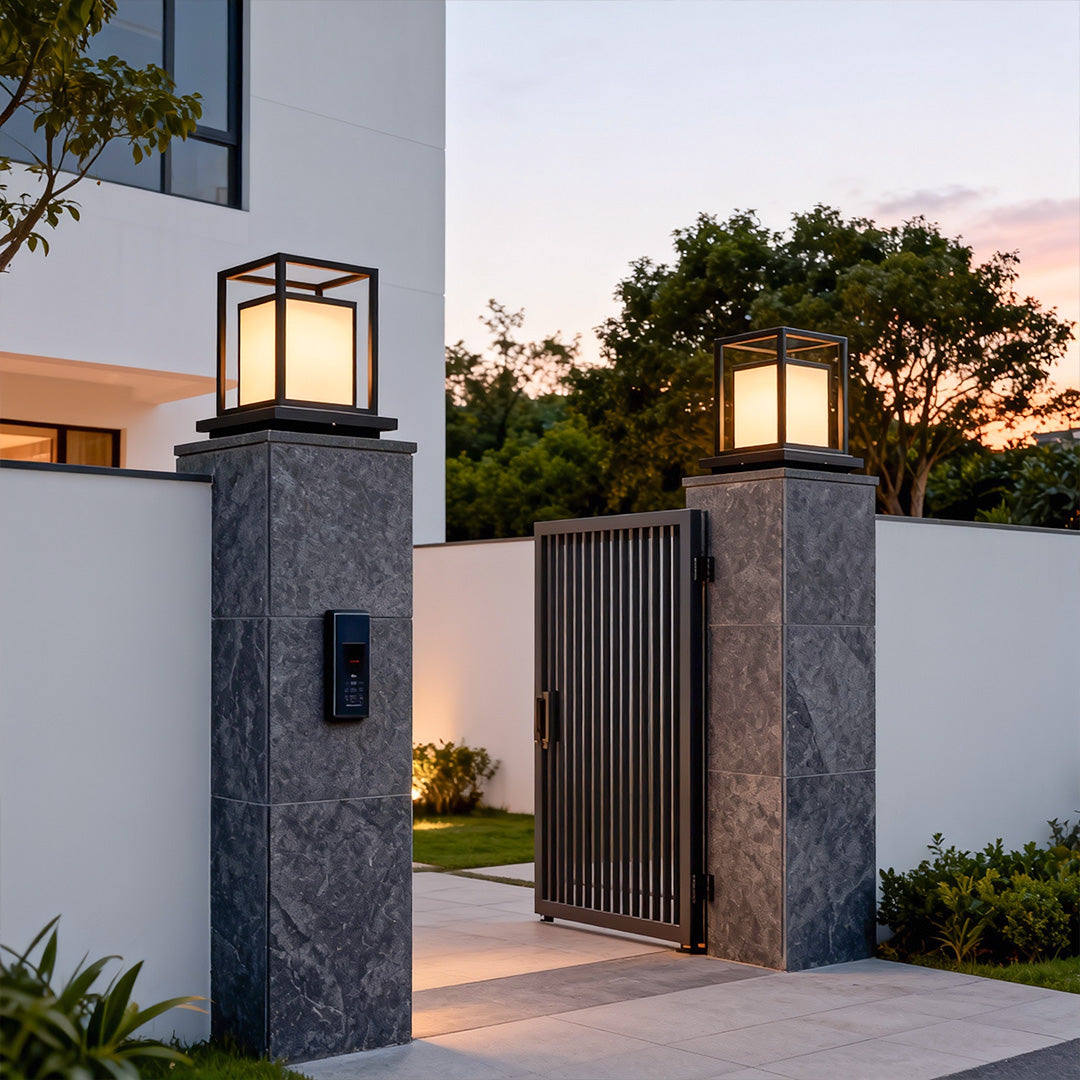 Modern Stainless Steel Acrylic Outdoor Pillar Light Black Solar or Hardwired IP65 8 Hour 2 Heights Courtyard
