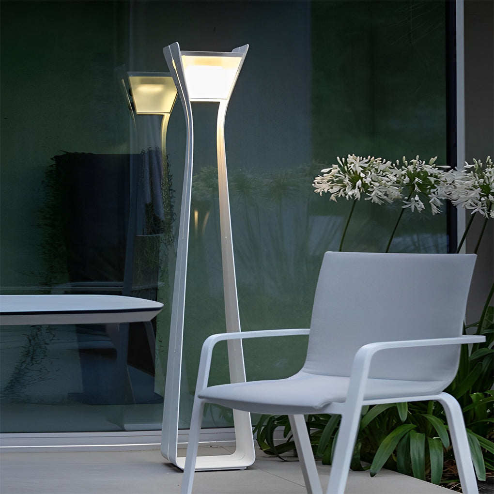 Modern Stainless Steel Tempered Glass Path Light IP54 Solar/Hardwired 3000K 2 Heights