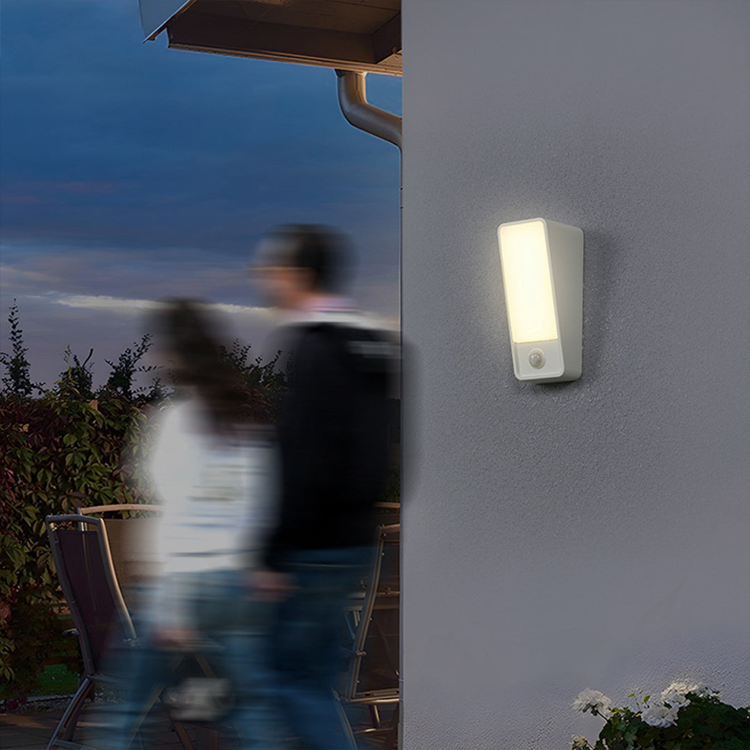 Modern LED Outdoor Wall Sconce IP65 Motion Sensing Die-Cast Aluminum Black White 12W 3000K