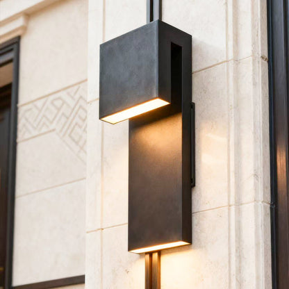 Black Aluminium Industrial LED Outdoor Wall Sconce IP65 12W 3000K/6000K