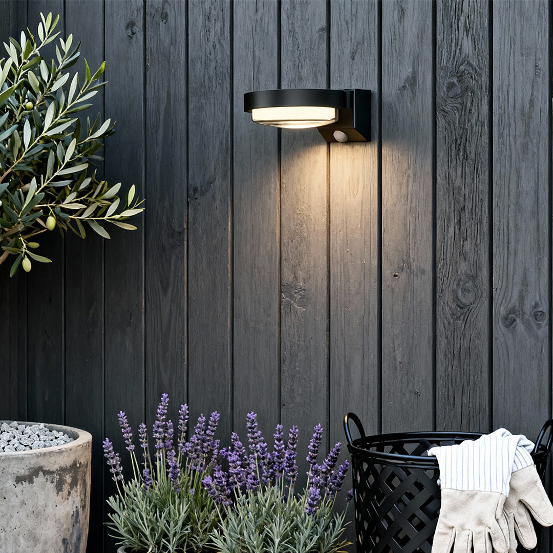 Solar LED Outdoor Wall Light Motion Sensor IP44 Black 3000K / 6000K