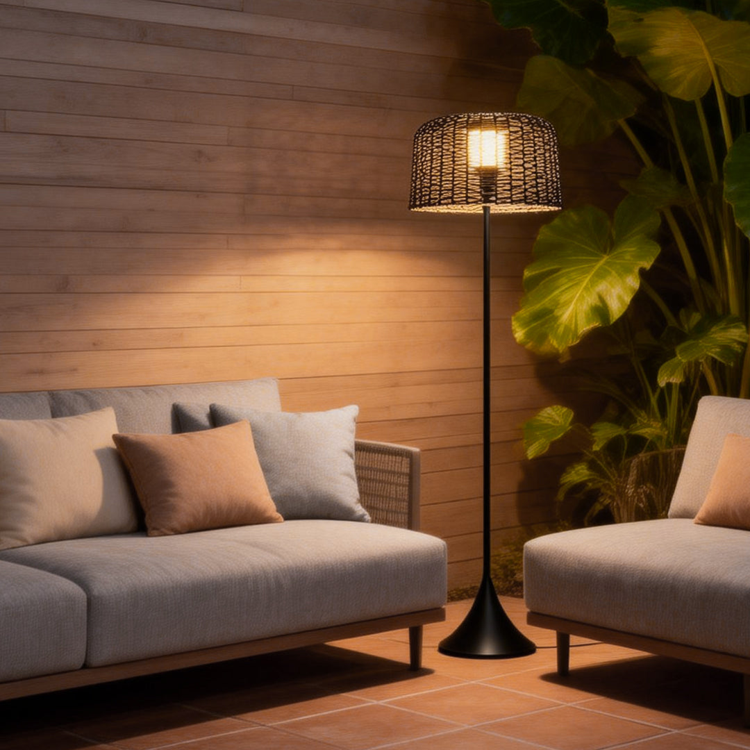 Modern Stainless Steel Mesh Shade Outdoor Floor Lamp IP65 Solar/Plug-In 3000K