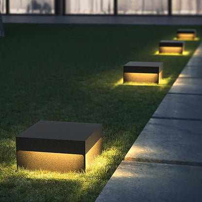 Minimalist Square Stainless Steel Acrylic Outdoor Pillar Light Black IP65 Solar or Hardwired 5 Sizes Courtyard