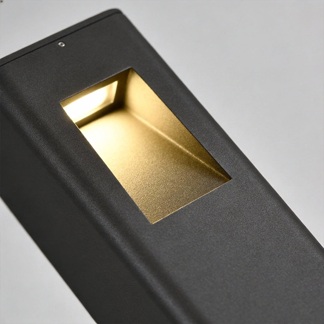 Contemporary Path Light Single Double Head Black Aluminum Glass CRI90 IP65 DC24V 2 Heights