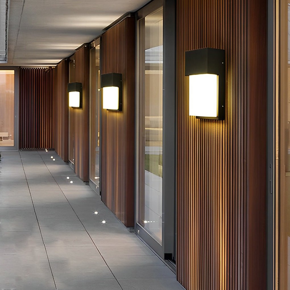 Modern Black Rectangular Outdoor Wall Sconce LED 10W Warm or Cool White IP54